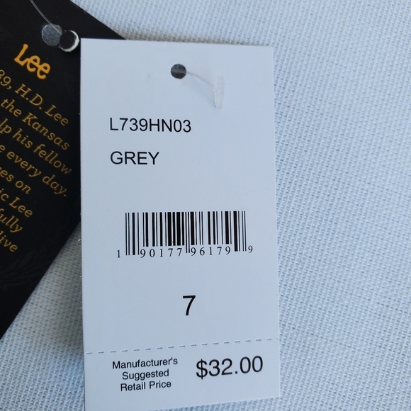 LEE SHORT SLEEVE BOYS T SHIRT SZ 7 (XL) - Picture 6 of 7